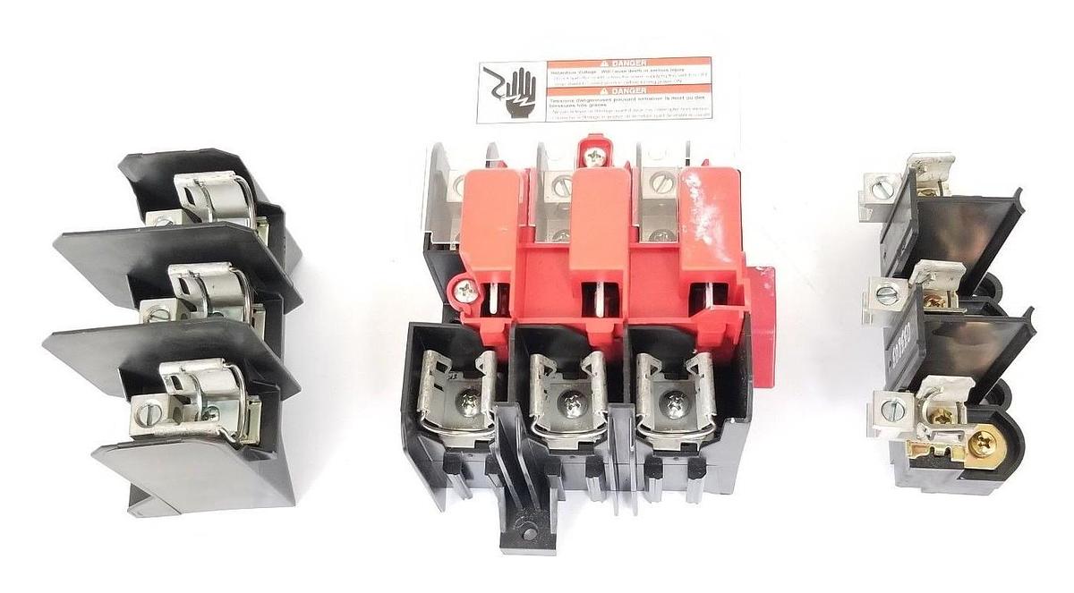 Used LOT OF 3 MISCELLANEOUS GENERIC FUSE BLOCK HOLDERS