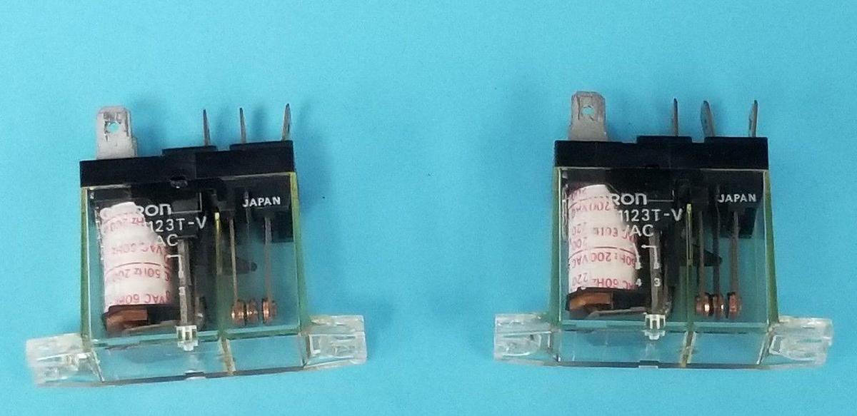 Used LOT OF 2 OMRON G2R-1123T-V RELAYS 200VAC, G2R1123TV