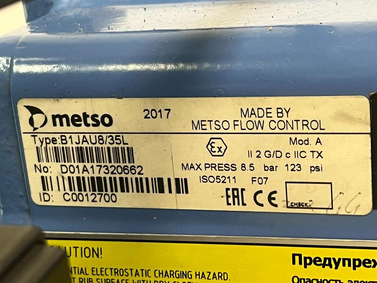 Valmet Neles Metso B1JAU8/35L Actuator w/ NE724/S1A-K Positioner & RAA040AS NSNP