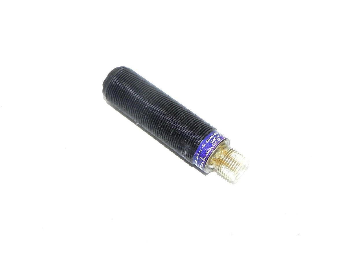 Used TELEMECANIQUE XU1-P18NP340D THRU-BEAM SENSOR XU1P18NP340D Ue: 12...24V