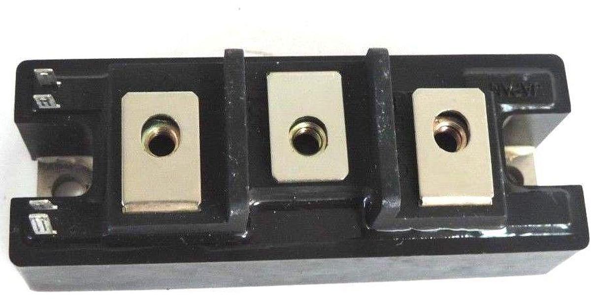 Used TOSHIBA MG50Q2YK1 POWER DISTRIBUTION MODULE BLOCK 50 AMP 900V