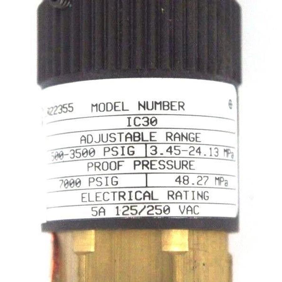 Used NIB ENERPAC IC-30 PRESSURE SWITCH IC30