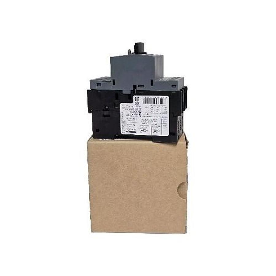 NIB SIEMENS 3RV2011-1DA10 CIRUIT BREAKER 2.2-3.2A, 3RV20111DA10