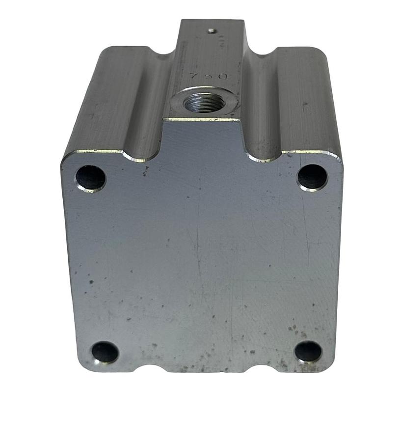 Used NEW BOSCH 0 822 406 082 / 0822406082 PNEUMATIC CYLINDER H:25 0:50