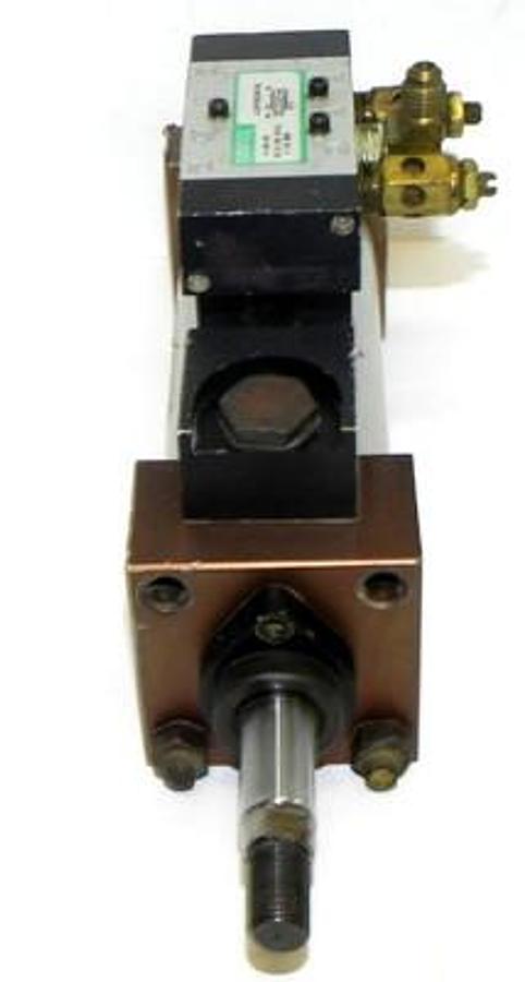 Used NUMATICS ACTUATOR N10577 W/ L12PP452O018D VALVE