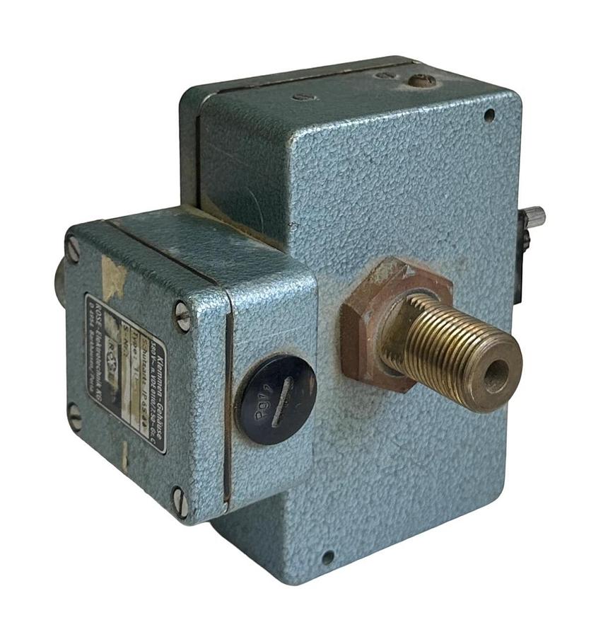 Used ROSE ELEKTROTECHNIK 10-4 / 104 LIMIT SWITCH W/ TIMER