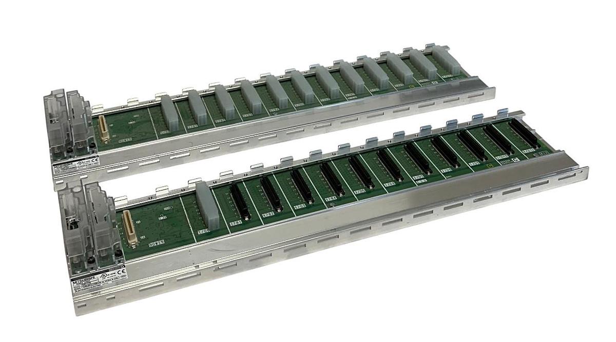Used 2 MITSUBISHI Q612B MELSEC-Q 12 I/O SLOT / 1 POWER SLOT CHASSIS / RACKS 5VDC USNP