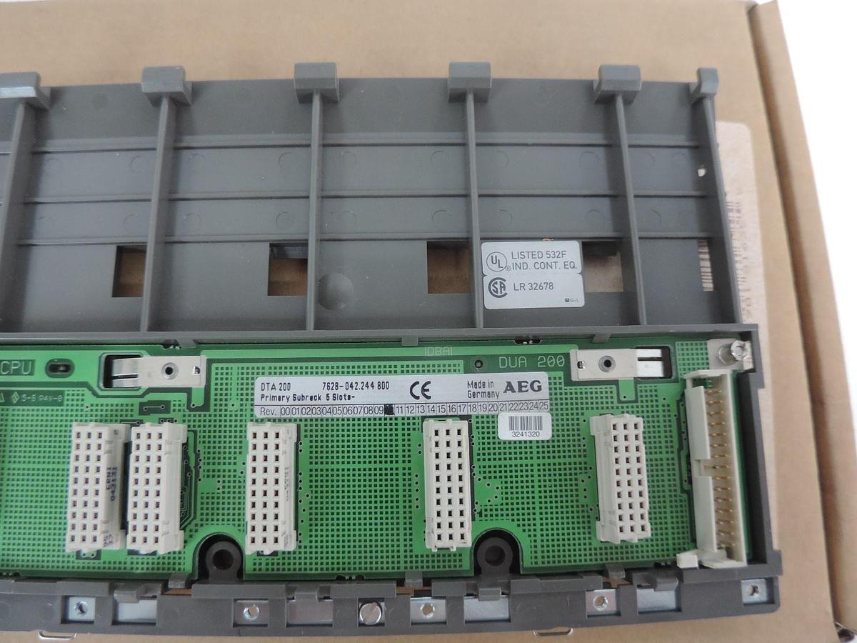 Used NEW SCHNEIDER MODICON DTA 201 7628-042.244 801 SECONDARY SUBRACK 5 SLOT