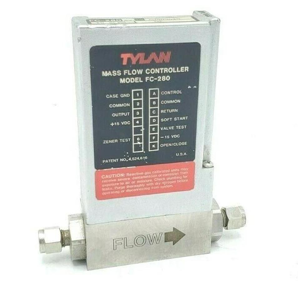 Used TYLAN FC-280AV 10 SLPM MASS FLOW CONTROLLER FC-280-AV-10SLPM-N2