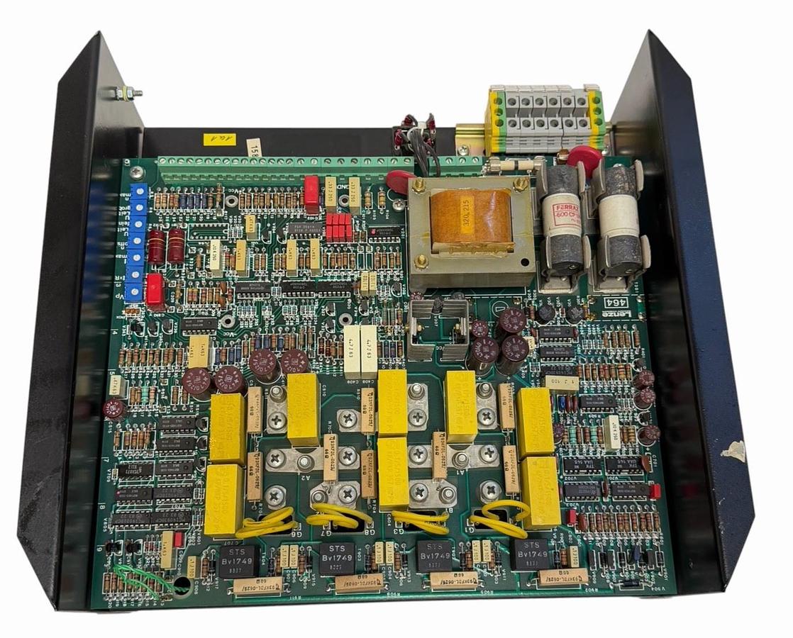 Used LENZE 464-E2 ELECTRONIC MOTOR DRIVE / CONTROLLER 380 VOLTS 50/60 HZ 21 AMPS