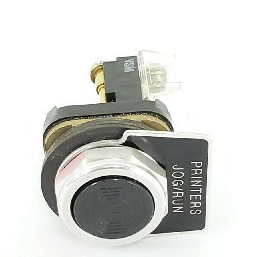 Used ALLEN BRADLEY 800T-A PUSHBUTTON SER. T W/ 800T-XD1 SER. D CONTACT BLOCK W/ PLATE