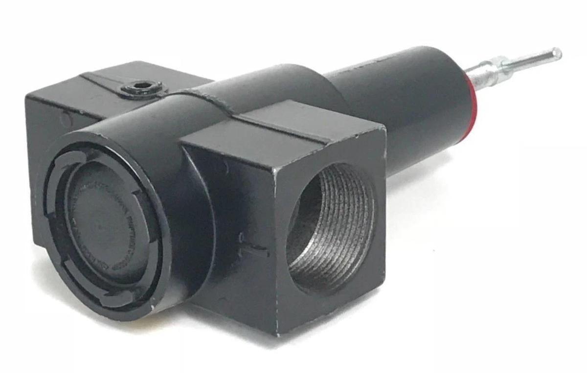 PARKER PNEUMATIC REGULATOR 08RT15AB, MAX INLET 250 PSIG TO 175 DEG. F., 18 BAR