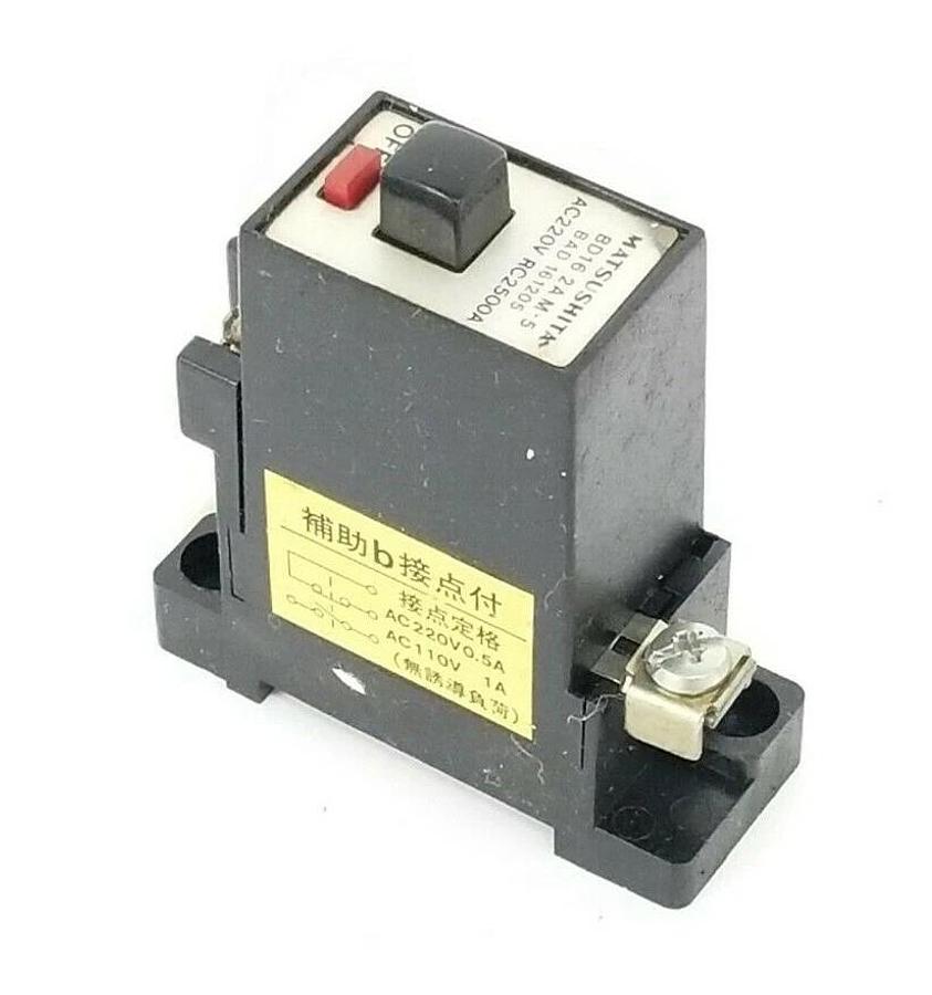 Used MATSUSHITA BAD-161205 CIRCUIT BREAKERS 2A 1P AC220V RC2500A BD16 2AM-5