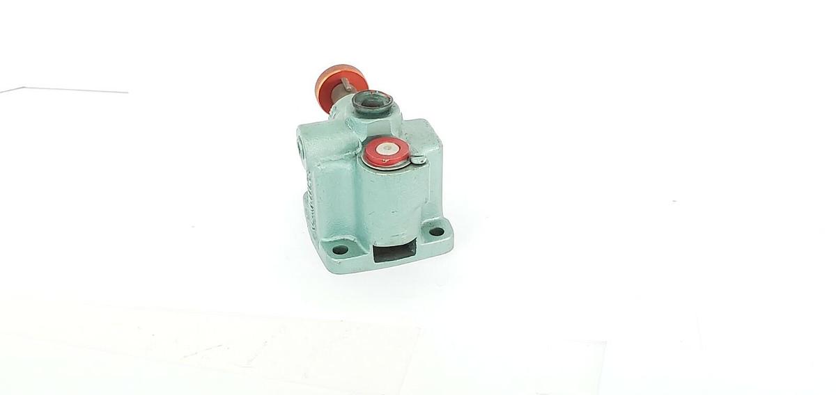 Used NUMATICS 202-129 VALVE 202129, 574