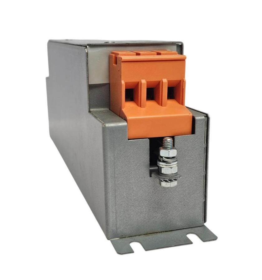 Used NEW BLOCK HLD 110-500/30 FILTER APPLICATIONS:GENERAL PURPOSE 520Vac 30Aac