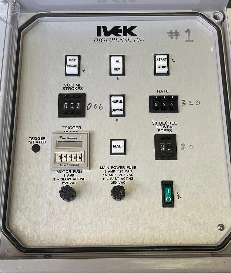 Used IVEK DS10-7-DE-HD-16MM / DS107DEHD16MM DIGISPENSE 10-7 PUMP CONTROLLER