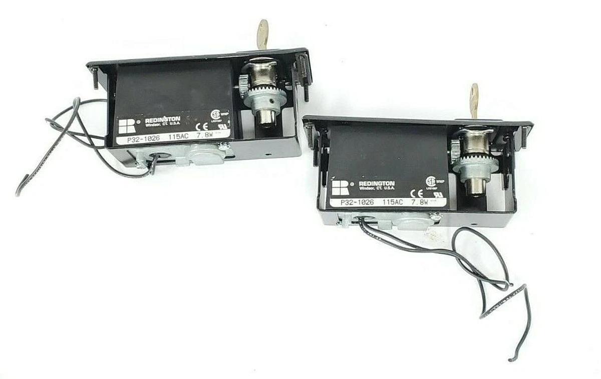Used (2) REDINGTON P32-1026 115VAC 7.8VA ELECTRONIC COUNTERS PANEL MOUNT 6 FIGURE