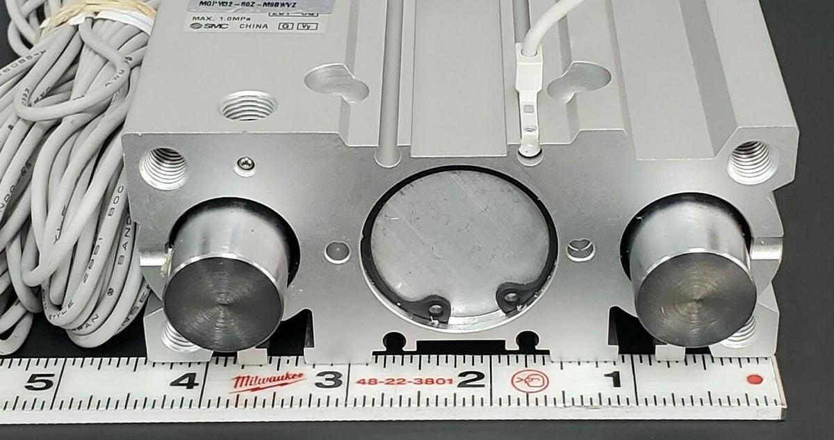 Used NEW SMC MGPM32-50Z-M9BWVZ MGP-Z SERIES CYLINDER MGPM3250ZM9BWVZ