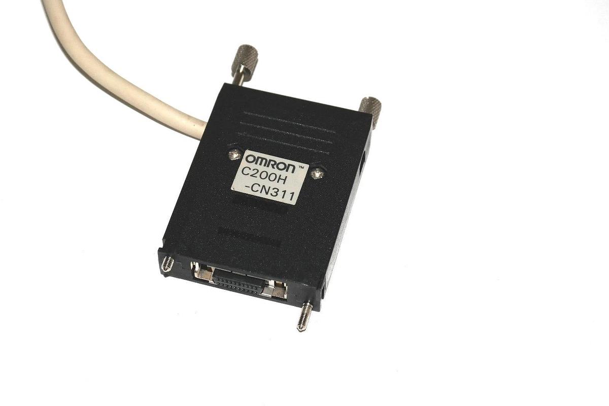 Used OMRON C200H-CN311 EXPANSION CABLE ASSEMBLY C200H-C0V01, E67647-WH