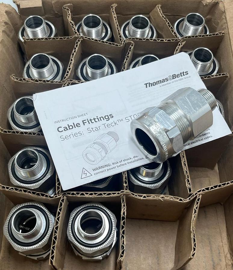 Lot of 18 Thomas & Betts ST075-467 Star Teck Aluminum Cable Fittings 3/4" NPT