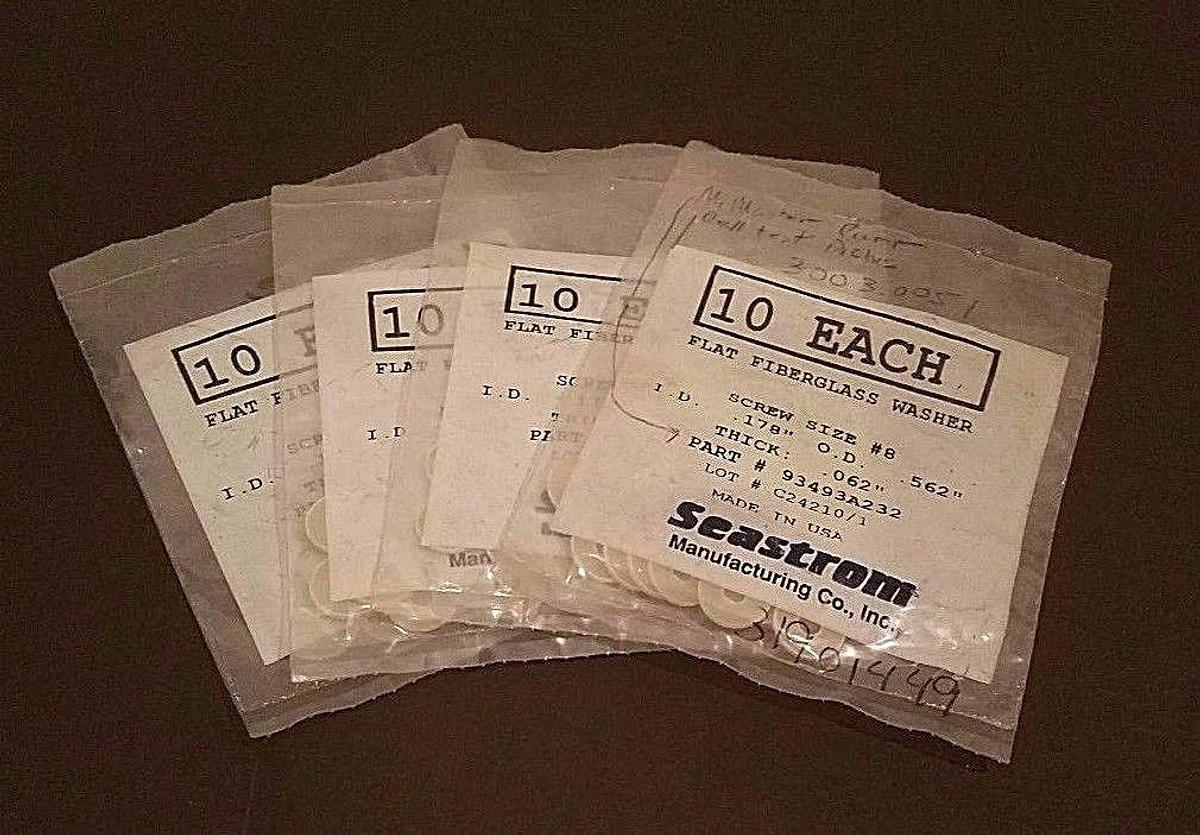 Used LOT OF 40 NEW SEASTROM 9493A232 FLAT FIBERGLASS WASHERS SCREW SIZE #8