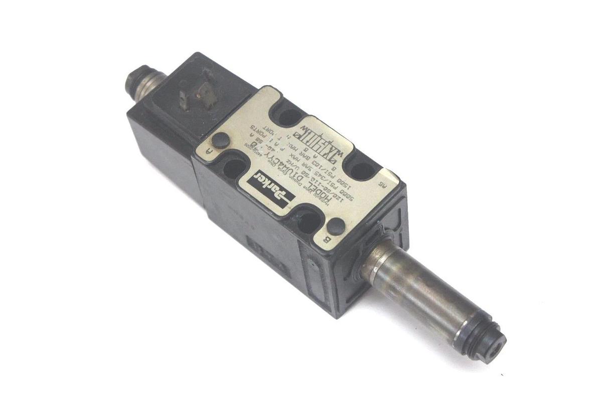 Used PARKER D1VW4CYY-70 SOLENOID VALVE 110-120V, 50/60HZ, 49-58A, 5000PSI MAX