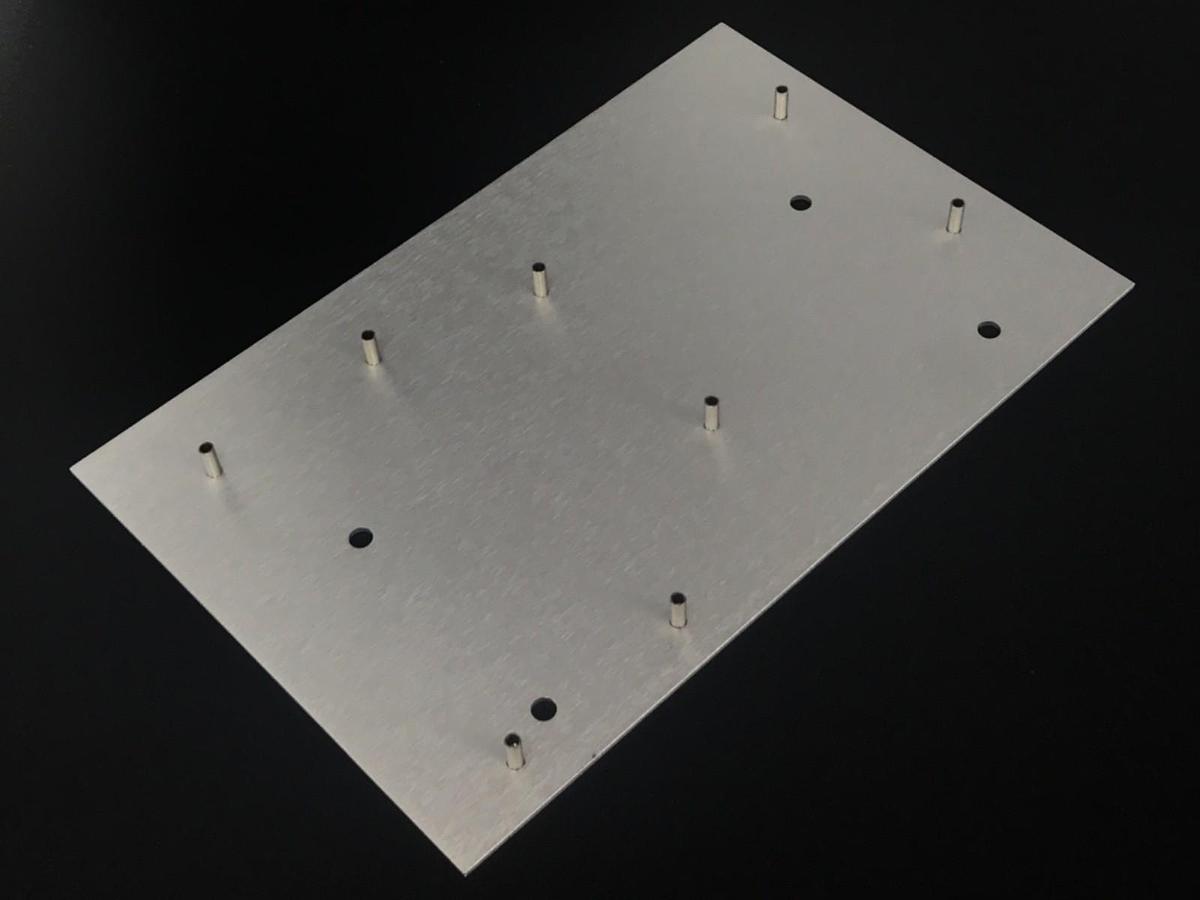 Used LOT OF 8 NEW RS485HUB PANEL MOUNT PLATES, FREEWAVE, PC00-39603-00
