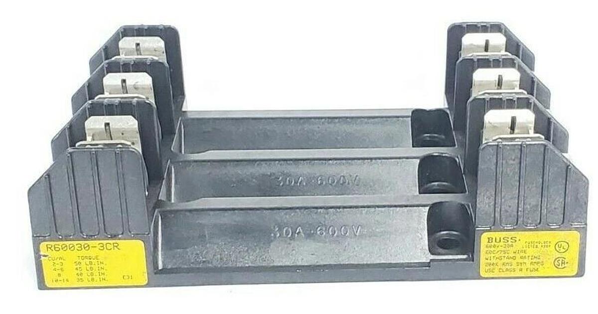 Used COOPER BUSSMANN R60030-3CR FUSE BLOCK 30AMP 3POLE 600VAC, R600303CR