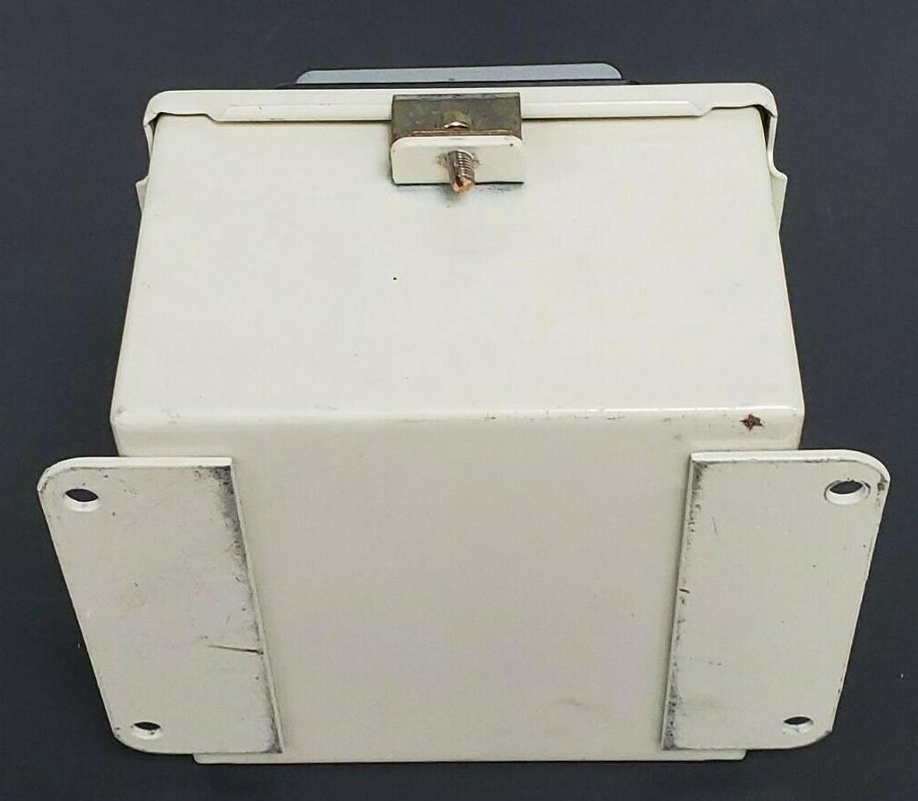 Used MENCOM CORP NEMA TYPE 4 PROGRAMMING PORT W/ 6''x6''x4'' IN. ENCLOSURE