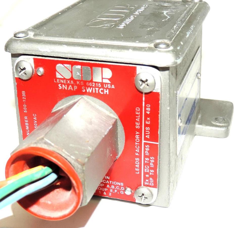 Used STATIC-O-RING SOR 500-123B TEMPERATURE SWITCH 203BA-EB125-U9-C7A-TTYY