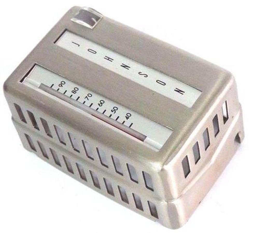 Used NIB JOHNSON CONTROLS T4002-2129 COVER 27-215-132