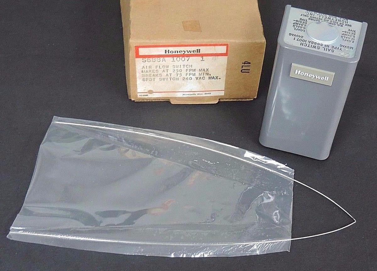 NIB HONEYWELL S688A 1007 1 AIR FLOW SWITCH S688A10071 SPDT SWITCH 240 VAC MAX.