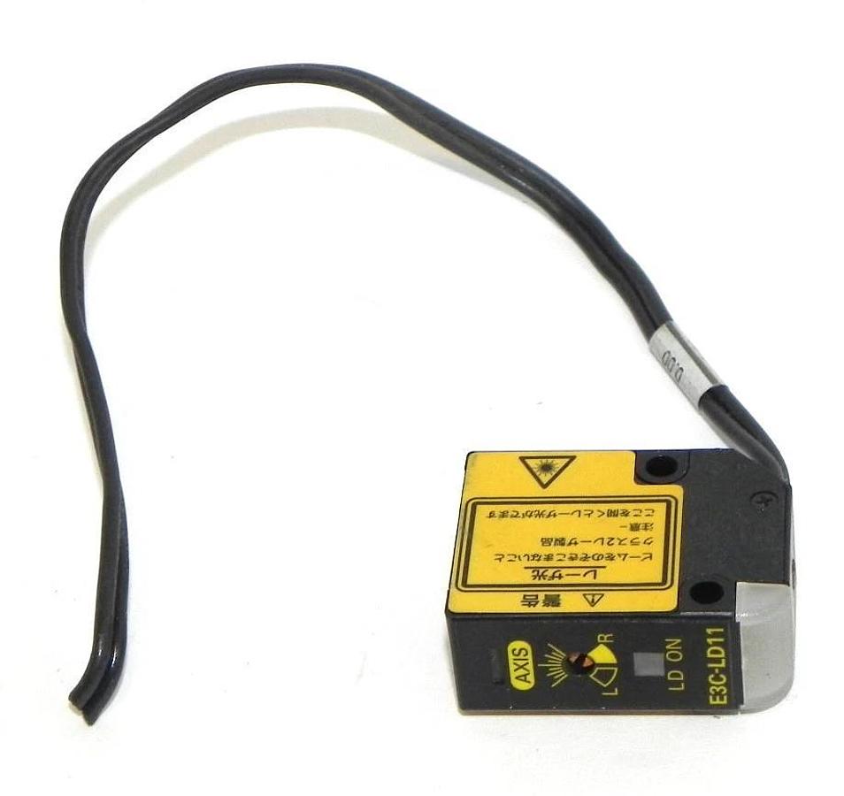 Used OMRON E3C-LD11 PHOTOELECTRIC SENSOR HEAD W/SPOT BEAM E3CLD11