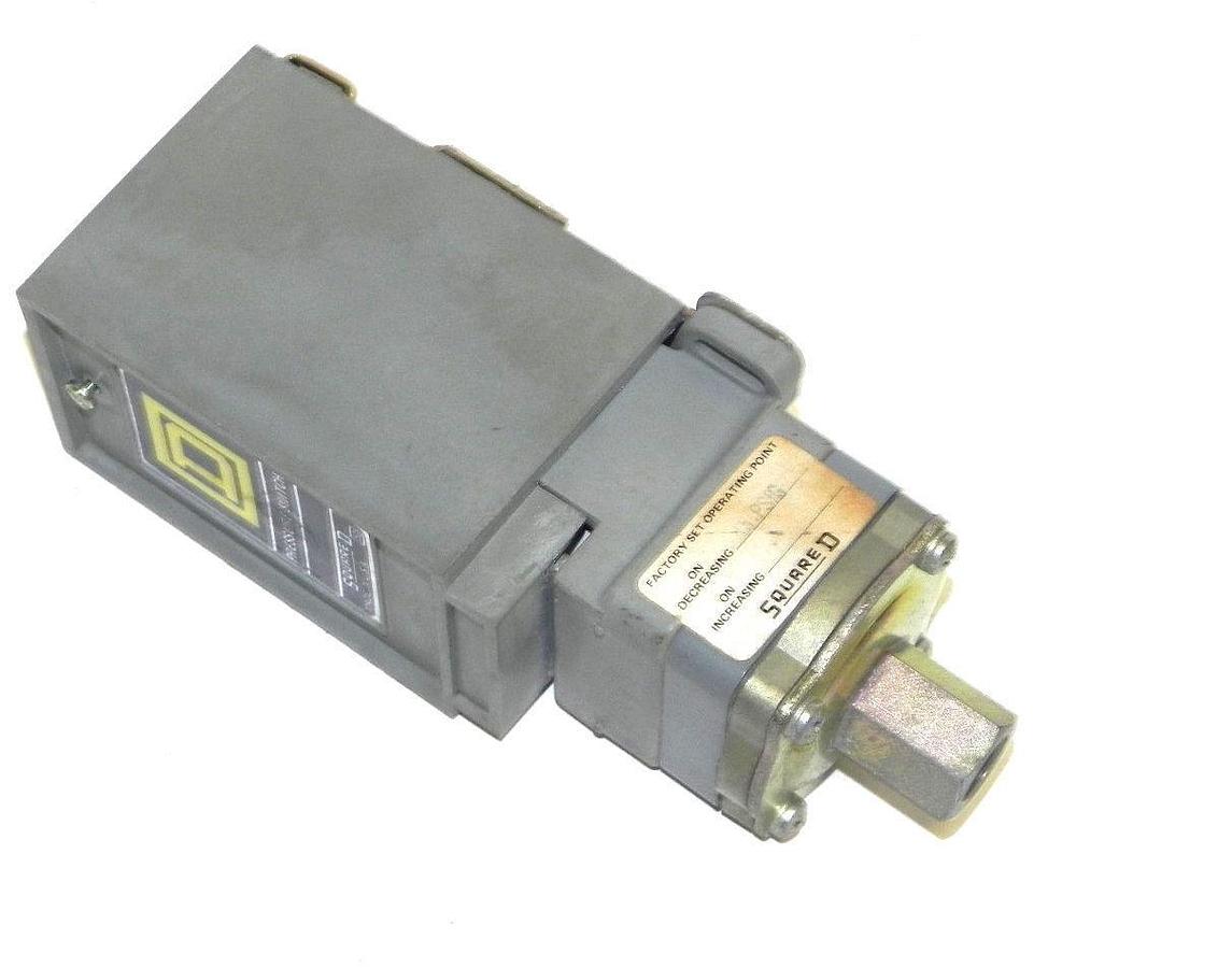 Used SQUARE D 9012-GNG-3 PRESSURE SWITCH 9012GNG3