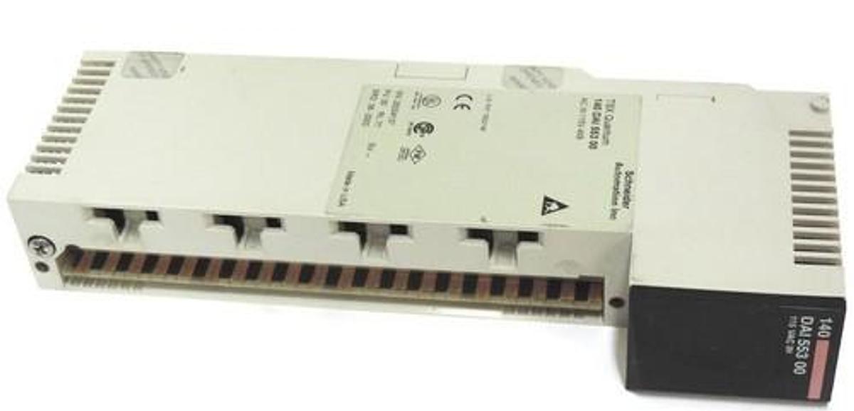 Used SCHNEIDER AUTOMATION TSX QUANTUM 140DAI55300 AC IN 115V 4X8, 140 DAI 553 00
