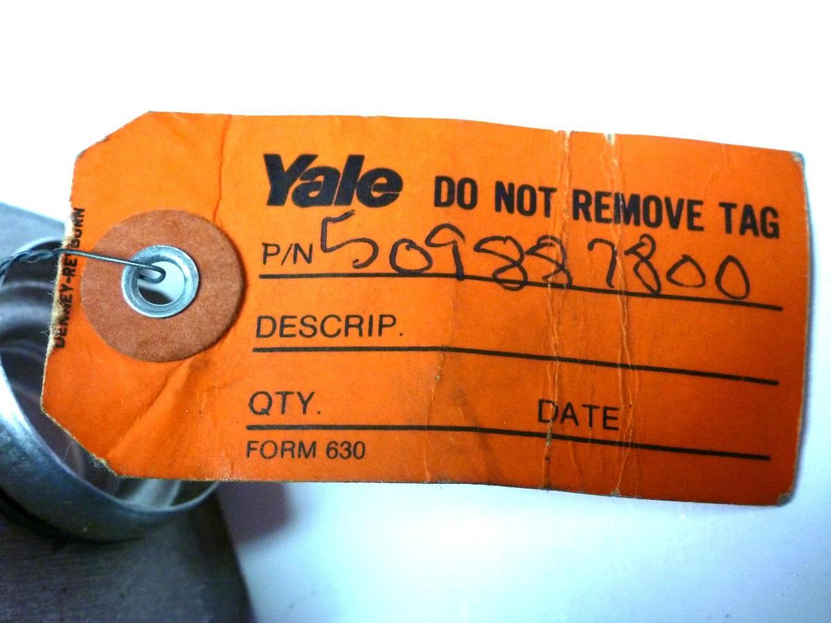Used YALE 509887800 ROTARY PUMP MADE BY CESSNA US PAT. NO. 2809592