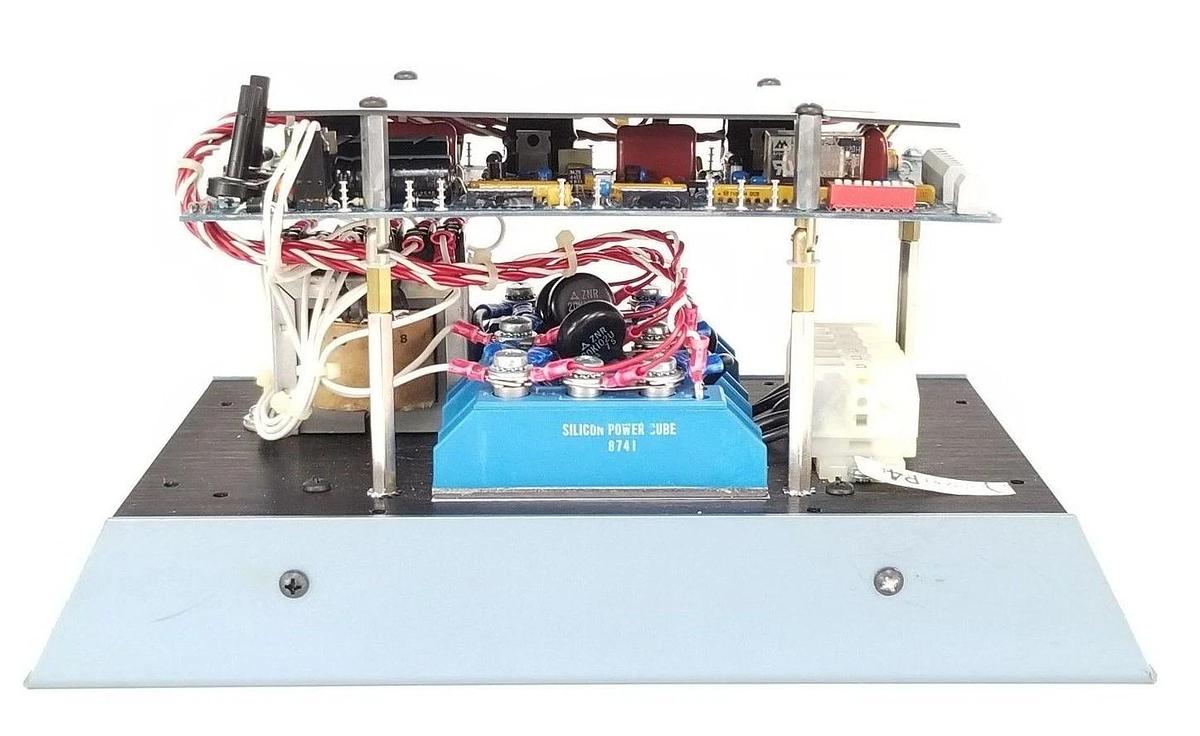 Used SOFTRON SN1CH SOFT START MOTOR CONTROL 9A, 3PH, 60HZ, 230/460/575V, 2/5/7.5HP
