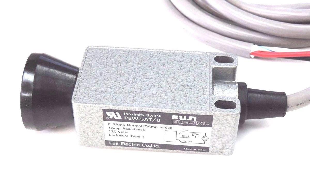 NIB FUJI PEW-5AT/U PROXIMITY SWITCH 120V, 1AMP, 3M, PEW5ATU