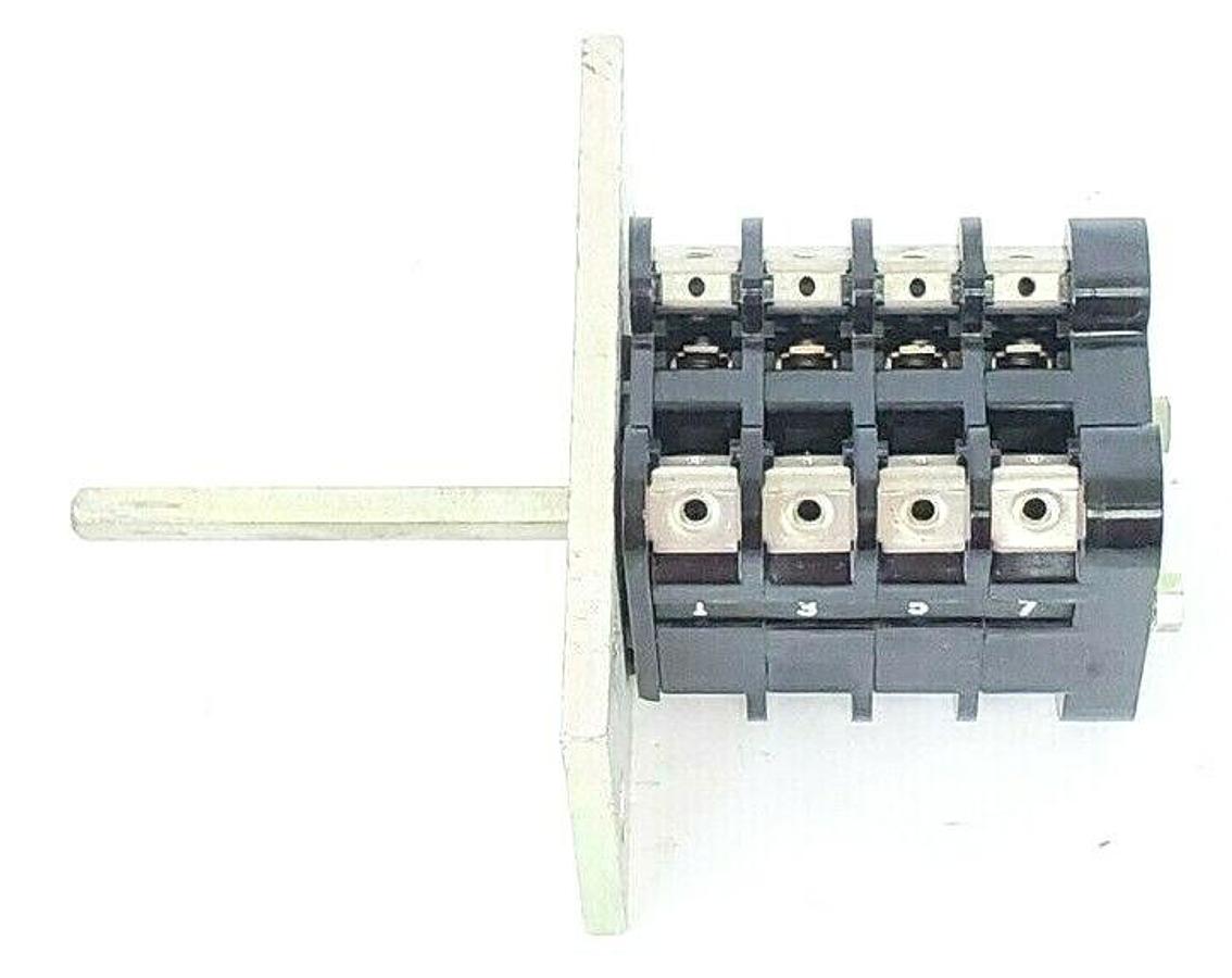 Used NEW GENERAL ELECTRIC 10AX001G4 TYPE: SBM SWITCH 8-POS.