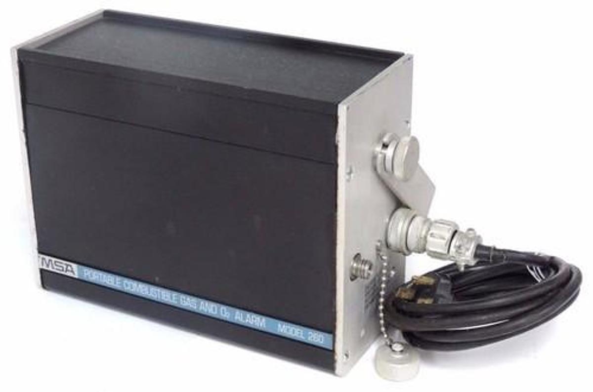 Used MSA MODEL 260 COMBUSTABLE GAS AND O2 ALARM P/N 449900 CALIBRATED FOR PENTANE