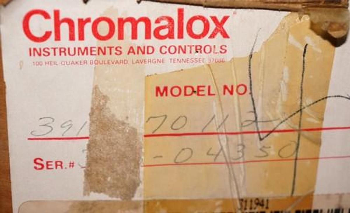 Used NEW CHROMALOX 3913-70112 TEMPERATURE CONTROLLER 0-1999 DEG. F TYPE K 391370112