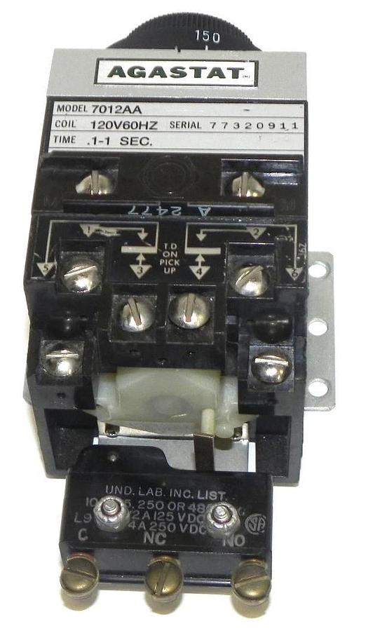 Used AGASTAT 7012AA TIME DELAY RELAY ON-DELAY DPDT 120VAC 0.1-1SECOND