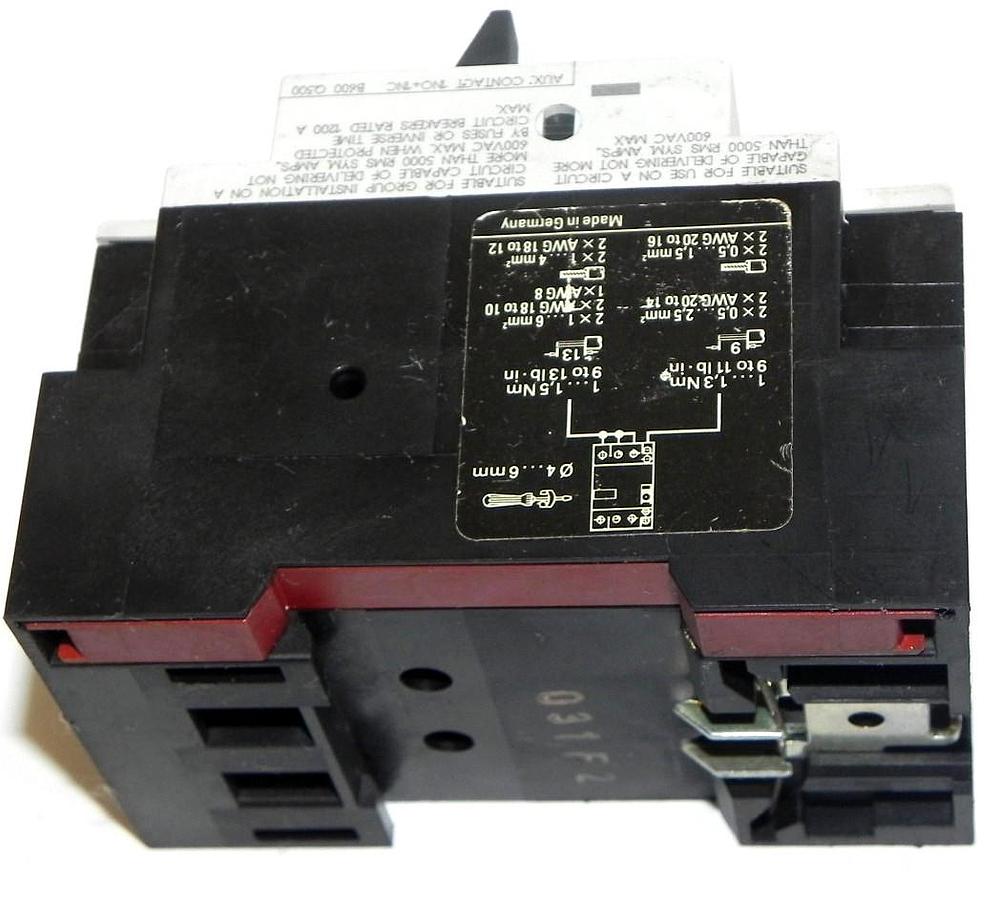 Used SIEMENS 3VU1300-1MD00 STARTER MOTOR PROTECTOR 0.24-0.40AMP 3POLE 3VU13001MD00