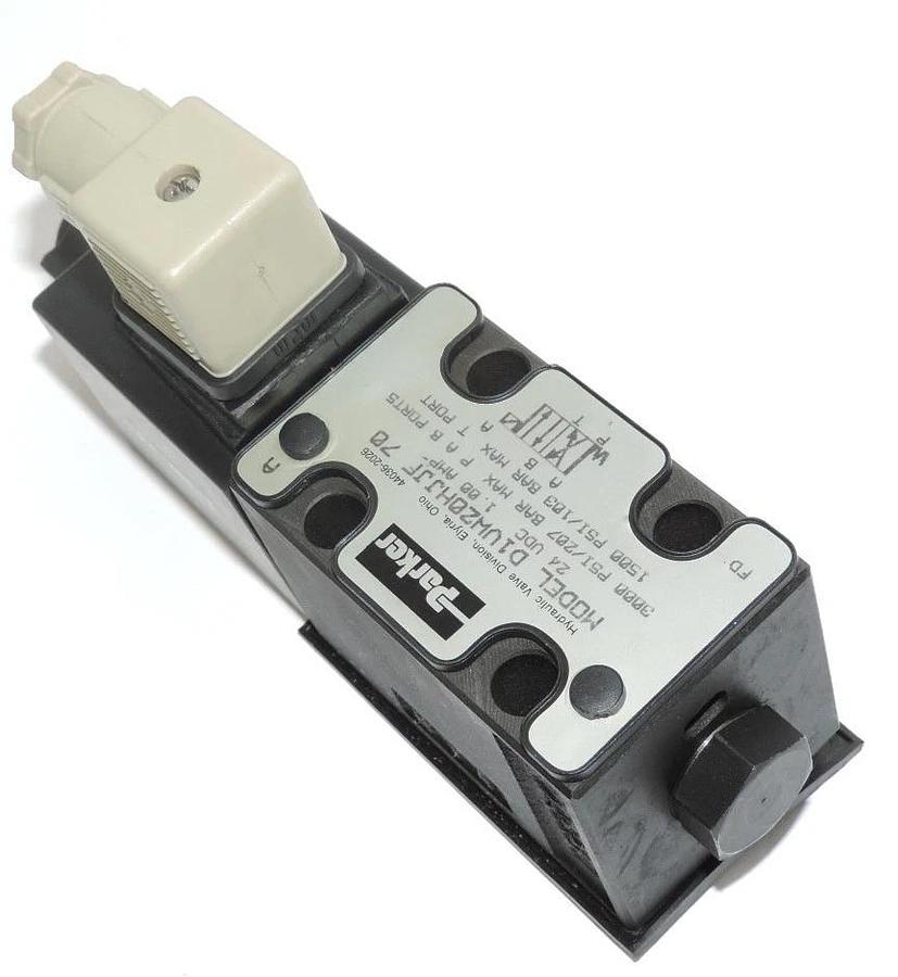 NEW PARKER D1VW20HJJF 70 SOLENOID VALVE D1VW20HJJF70