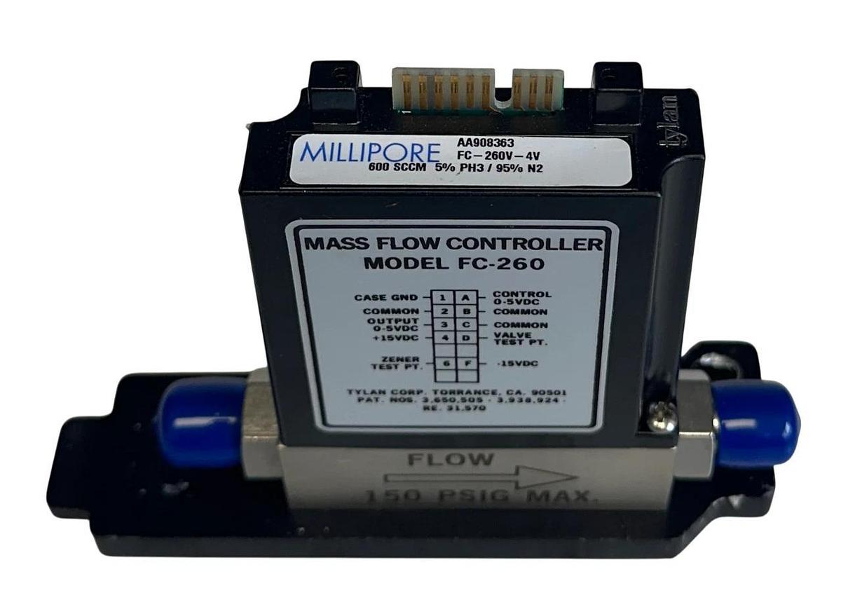 Used MILLIPORE FC-260V-4V / FC-260 Tylan 260 SERIES MASS FLOW CONTROLLER 600SCCM USNP