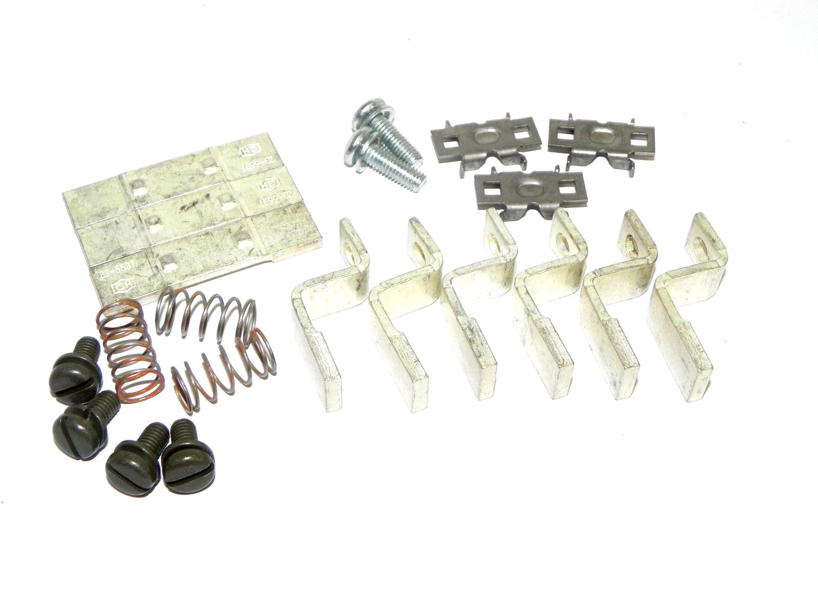 Used NEW CUTLER HAMMER 6-24-2 CONTACT KIT FOR SIZE 2 3 POLE CONTACTOR STARTER 6242