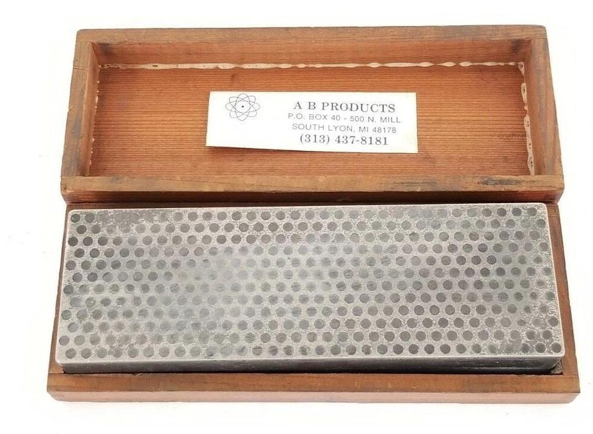Used DMT 3860400 DIAMOND SHARPENING SYSTEM KNIFE SHARPENER