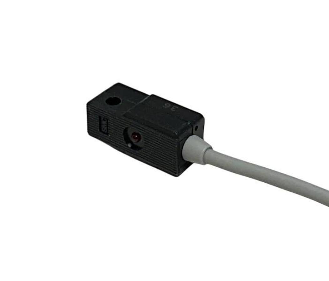 SMC D-B54 / DB54 INLINE REED SWITCH / AUTO-SWITCH 2-WIRE IPC BAND D-B51 OEM NSNP