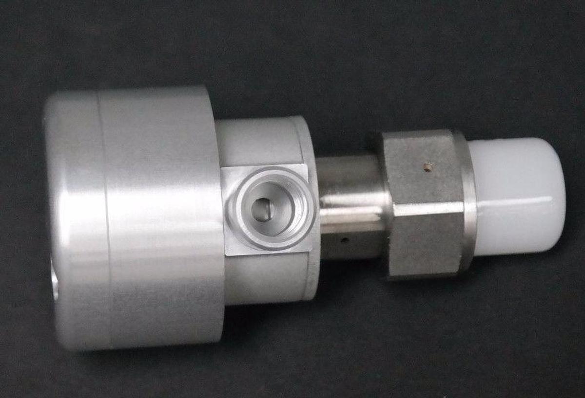 Used NIB SWAGELOK SS-8BK-V47 BELLOWS VALVE SC11 CLEAN SS8BKV47