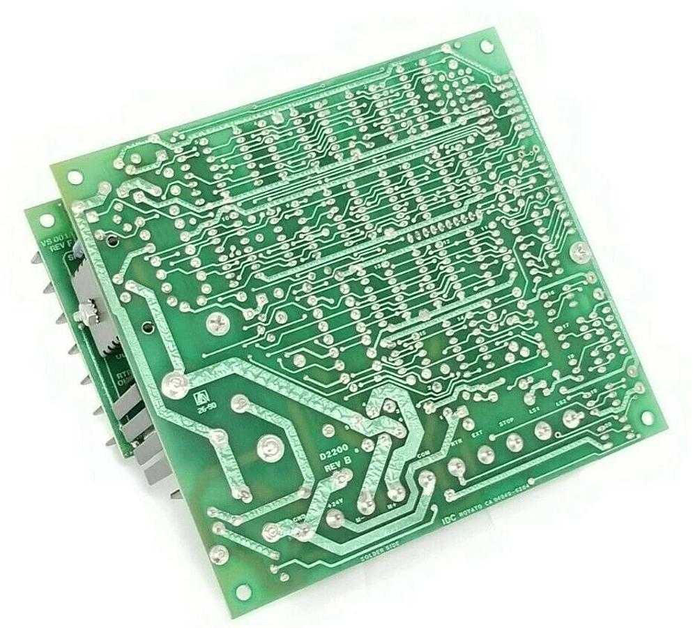 Used INDUSTRIAL DEVICES CORP. D2200 CONTROL BOARD REV. B W/ VS-001A BOARD REV. F